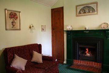 Sarah's Cottage - Accommodation Gold Coast 4