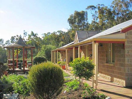 Riesling Trail Cottages - Accommodation Gold Coast 2