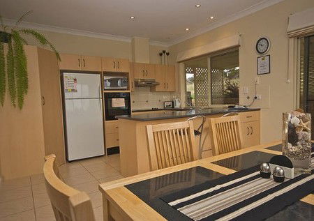 Searenity Holiday Accommodation - Accommodation Gold Coast 2