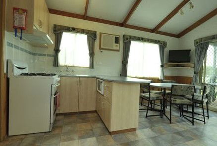 Western KI Caravan Park Cabins - Accommodation Gold Coast 3