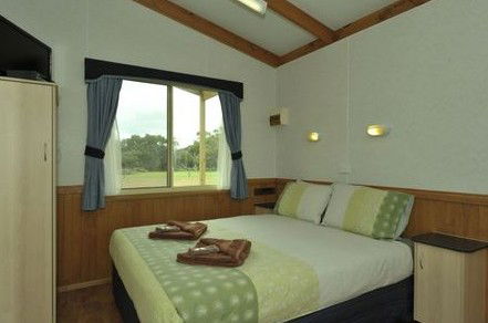 Western KI Caravan Park Cabins - Accommodation Gold Coast 4