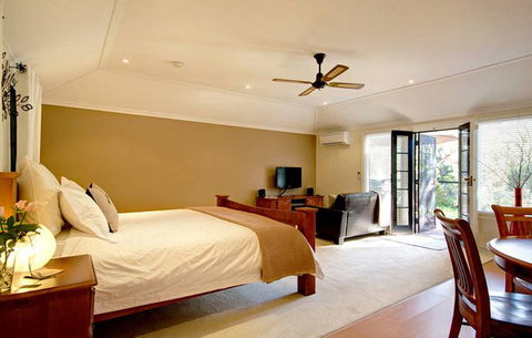 One Tree Bed And Breakfast - Accommodation Gold Coast 8