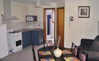 Port Vincent Holiday Cabins And Apartments - Accommodation Gold Coast 1