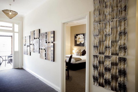 Balcony On Sixth Lodge - Accommodation Gold Coast 0