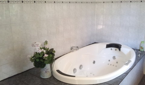 Angaston Rose B&B - Accommodation Gold Coast 4