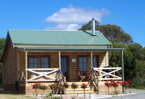 McLaren Ridge 3 - McLaren Ridge Log Cabins - Accommodation Gold Coast 8