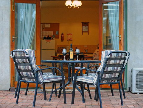 St Helens Cottages- Coach House - Accommodation Gold Coast 2