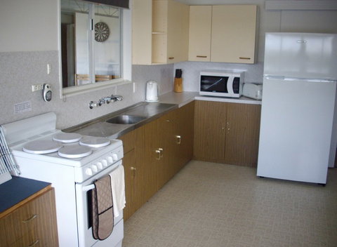 Riverfront Holiday House - Accommodation Gold Coast 3