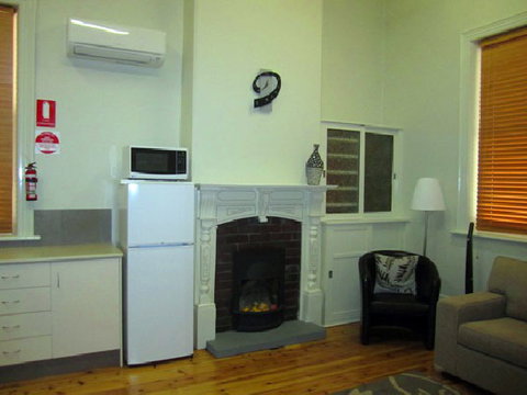 Clydesdale Cottage B&B - Accommodation Gold Coast 2