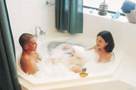Village Apartments - Gold Coast 4U 3