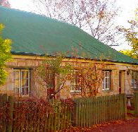 Colonial Cottages of Ross - Captain Samuels Cottage - Accommodation Gold Coast
