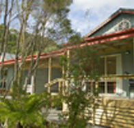 Crays Accommodation - The Esplanade - Accommodation Gold Coast