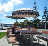 Hillcrest Caravan Park