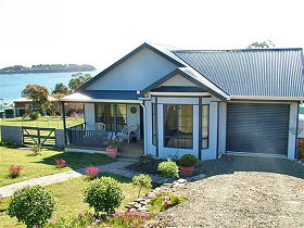 Bruny Island Accommodation Services - Omaroo Cottage - Accommodation Gold Coast 0