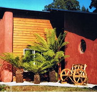 Whispering Spirit Holiday Cottages and Miniature Pony Stud - Accommodation Gold Coast