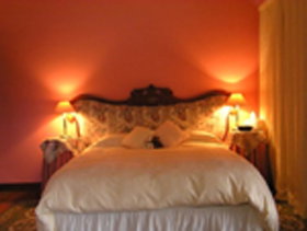 Cow 'n' Calf Art Gallery Unit - Accommodation Gold Coast 0