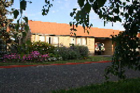 Glasgow Lodge - Accommodation Gold Coast 0