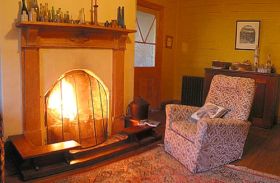 Jetty House - The - Accommodation Gold Coast 0