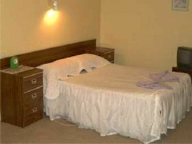 Midlands Hotel - Accommodation Gold Coast 0