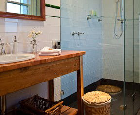 Old Bank B&B - Accommodation Gold Coast 4