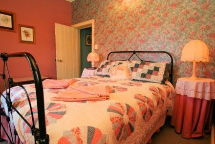 Wilmot Arms Inn - Accommodation Gold Coast 1