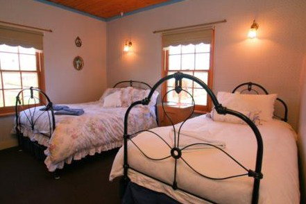 Wilmot Arms Inn - Accommodation Gold Coast 3