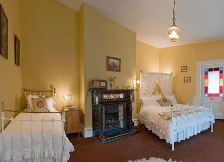 Tynwald Willow Bend Estate - Accommodation Gold Coast 1