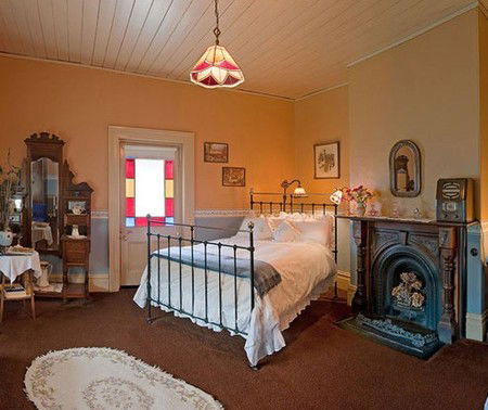 Tynwald Willow Bend Estate - Accommodation Gold Coast 5