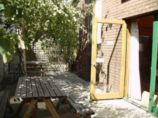 St Helens Backpackers - Accommodation Gold Coast 2