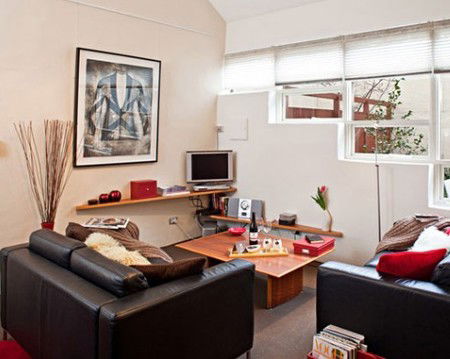 TWOFOURTWO Boutique Apartments - Accommodation Gold Coast 3