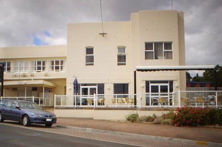 Neptune Grand Hotel - Accommodation Gold Coast 1