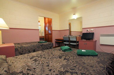 Queenstown Motor Lodge - Accommodation Gold Coast 3