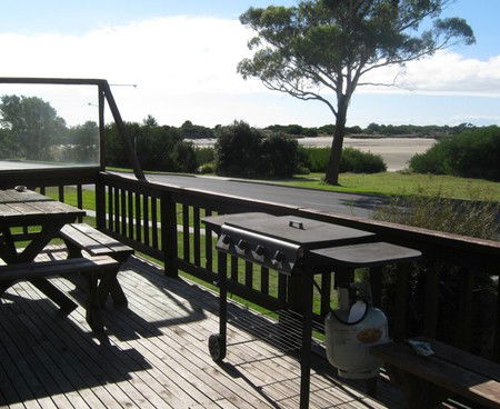 Bridport Seaside Lodge - Gold Coast 4U 5