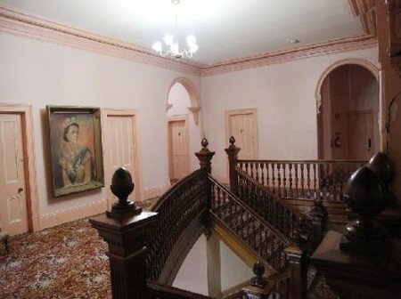 Empire Hotel - Accommodation Gold Coast 2