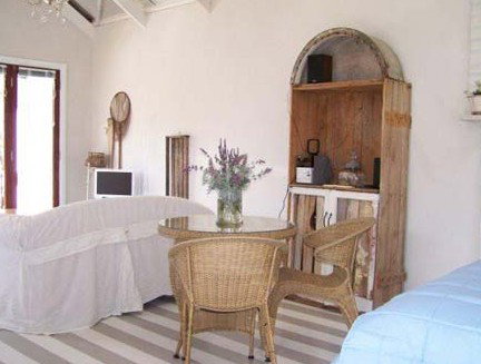 Flotsam Studio - Accommodation Gold Coast 4