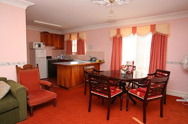 Hatchers Richmond Manor - Accommodation Gold Coast 5