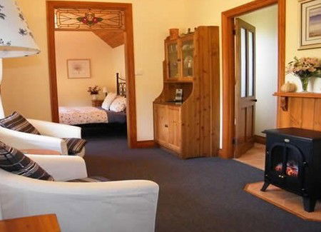 Margate Cottage Boutique Bed And Breakfast - Gold Coast 4U 2