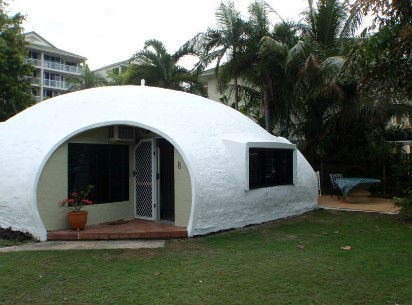 Floriana Villas - Accommodation Gold Coast 3