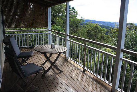 At Sunrise Cottages - Accommodation Gold Coast 4