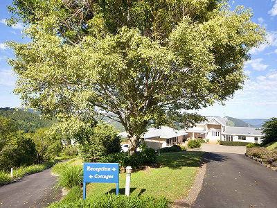 Blue Summit Cottages - Accommodation Gold Coast 0