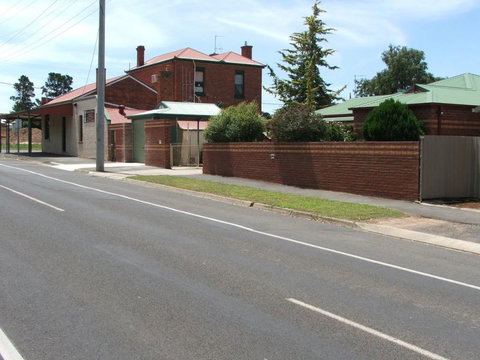 Bristol House Accommodation - Accommodation Gold Coast 1