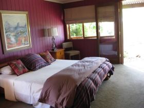French Cottage And Loft - Accommodation Gold Coast 0