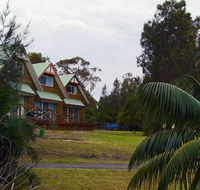 Berrara Waters Chalet - Accommodation Gold Coast