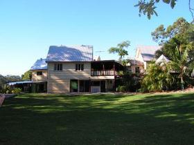 Glasshouse Mountains Ecolodge - Accommodation Gold Coast 0