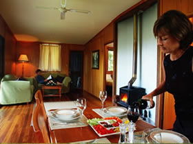 Whispering Valley Cottage Retreat - Accommodation Gold Coast 0