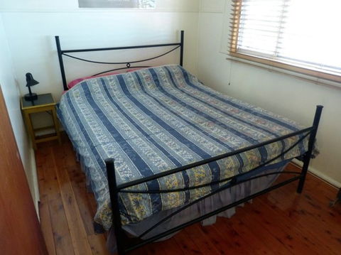 South Coast Holiday Cottages - Accommodation Gold Coast 0