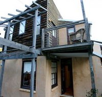 Pamela's Beach House  Studio - Accommodation Gold Coast
