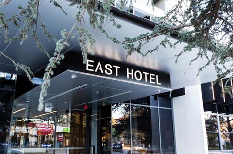 East Hotel - Accommodation Gold Coast 0