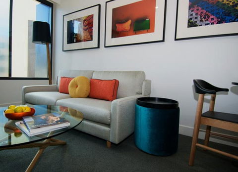 East Hotel - Accommodation Gold Coast 3
