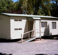 Castlemaine Central Cabin  Van Park - Gold Coast 4U